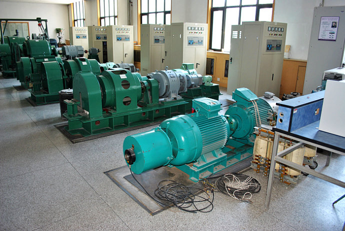 龙华山办事处某热电厂使用我厂的YKK高压电机提供动力